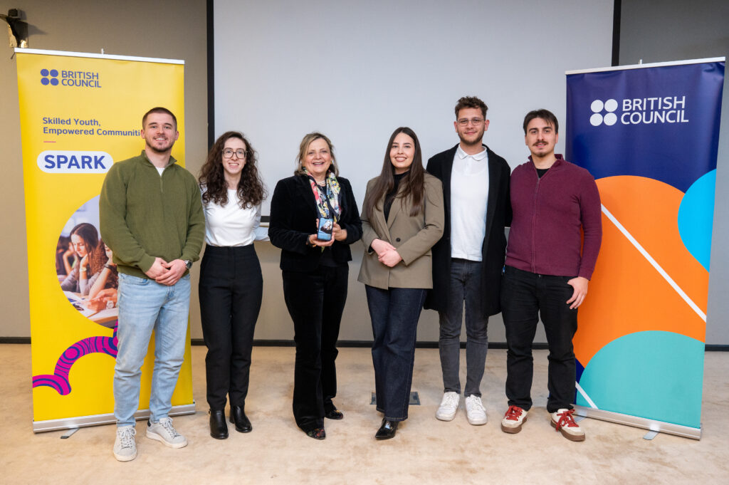 Studenti Filozofskog fakulteta SUM-a briljirali na završnom Spark natjecanju u Sarajevu Studenti Filozofskog fakulteta SUM-a briljirali na završnom Spark natjecanju u Sarajevu